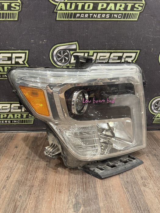 2016-2019 NISSAN TITAN XD PASSENGER RIGHT LED HEADLIGHT OEM *LOW BEAM BAD*
