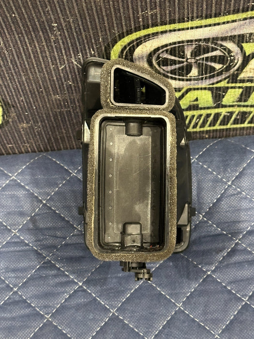 2014 AUDI R8 FRONT RIGHT PASSENGER DASH DASHBOARD HVAC AIR VENT OEM 423 820 902