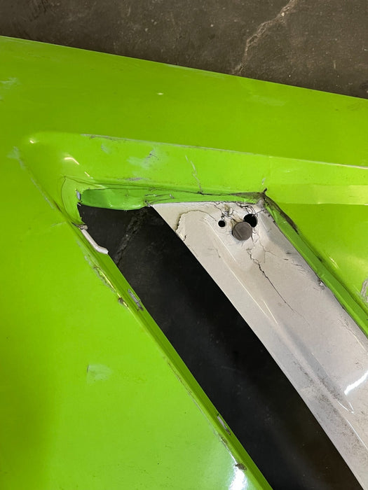 2014-2019 CORVETTE C7 FRONT DRIVER LEFT FENDER PANEL OEM *DAMAGED*