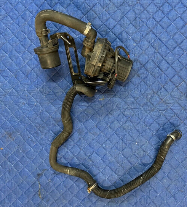 2012 AUDI R8 4.2L V8 OEM SECONDARY AIR PUMP W/HOSES 420906601B 420 906 601 B