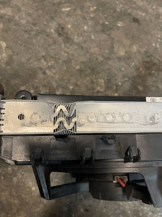 2017 AUDI R8 V10 FRONT RIGHT RADIATOR A/C CONDENSER 4S0816411 4S0121252B ~BENT~