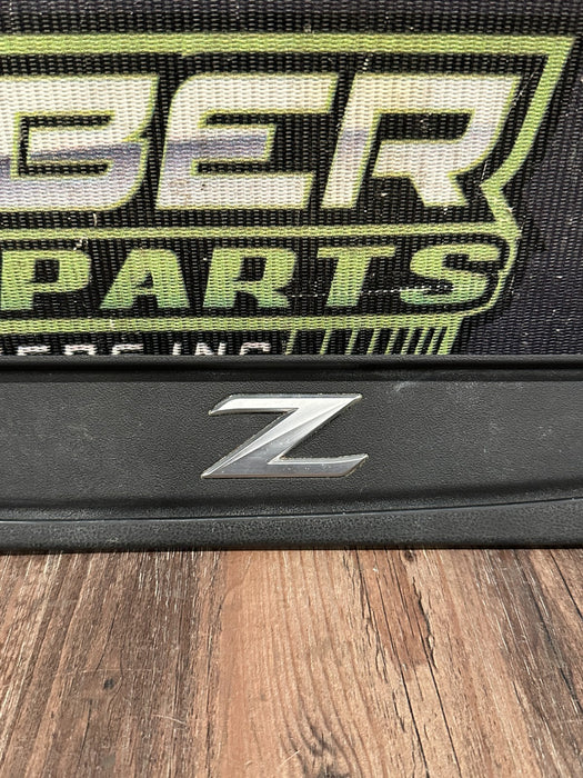 2010 NISSAN 370Z PASSENGER RIGHT SCUFF SILL KICK PLATE OEM *NORM WEAR & TEAR*