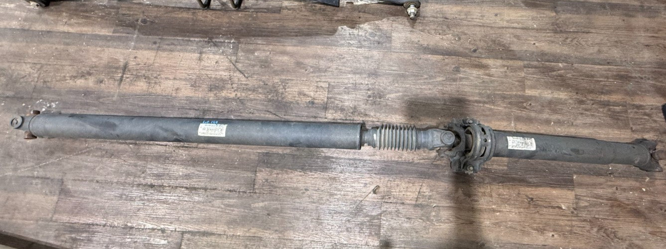 2017 FORD F350 DUALLY REAR 2 PIECE DRIVE DHAFT OEM HC34-4K145-KGC