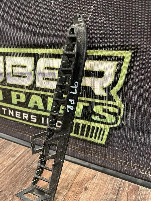 2020 BMW M4 F82 FRONT BUMPER GRILLES OEM (NOT COMPLETE SET/READ)