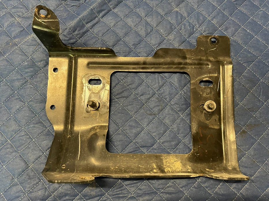 2020 FORD F250 F350 RIGHT SIDE INNER BUMPER BRACKET W HARDWARE OEM