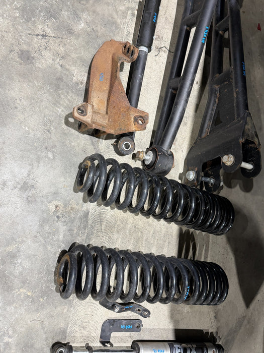 2017-2022 FORD F250 F350 F450 2.5" LEVEL KIT W/ FOX SHOCKS AFTERMARKET RADIUS AR