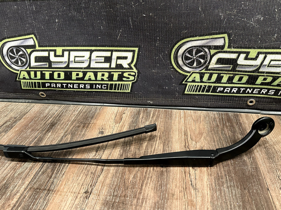 2017 2018 AUDI R8 PLUS FRONT PASSENGER RIGHT WINDSHIELD WIPER OEM