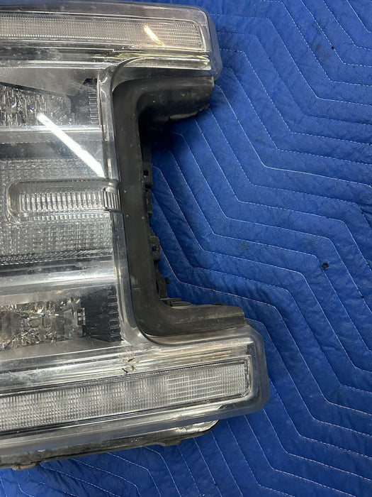 2017-2019 FORD F350 F450 DRIVER LEFT LED HEADLIGHT OEM (READ) BROKEN TABS/SCUFFS