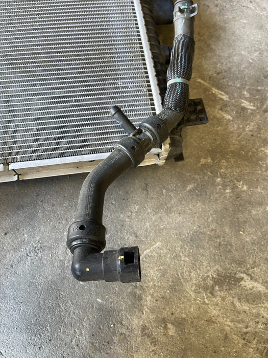 2017-2019 FORD F250 F350 6.7L DIESEL RADIATOR W/ HOSES OEM (DAMAGED)