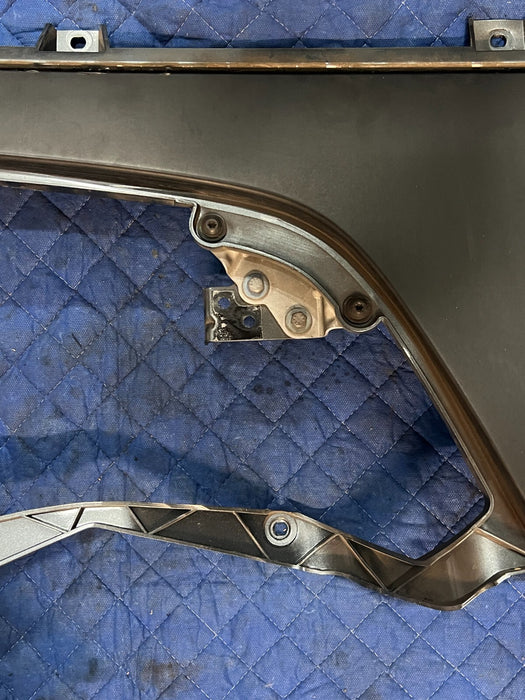 2012 AUDI R8 OEM RH RIGHT LOWER QUARTER PANEL FRAME 420 853 190 B