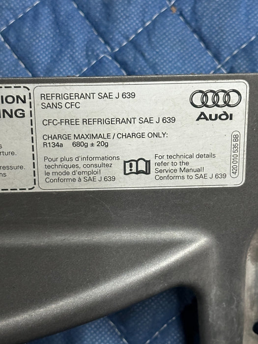 2008-2015 AUDI R8 V10 COUPE REAR SPOILER WING ASSEMBLY WHITE ~MINOR COSMETIC~