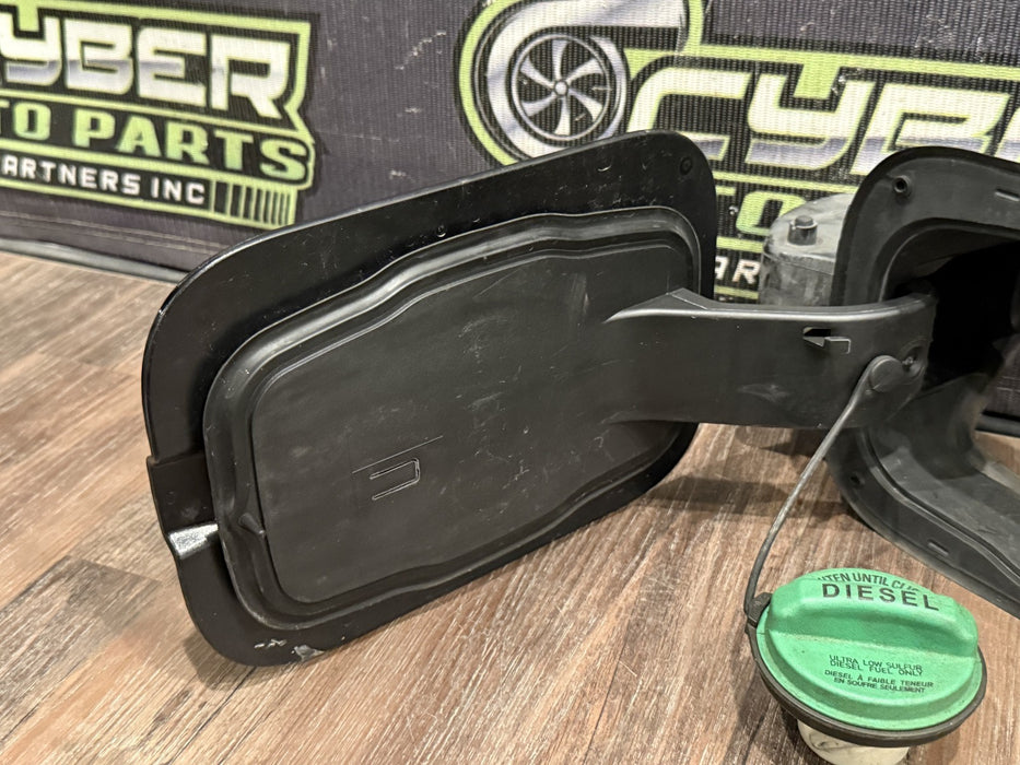 2020-2022 FORD F250 F350 6.7L DIESEL BLACK FUEL GAS DOOR LID CAP OEM *SCRATCH 2*