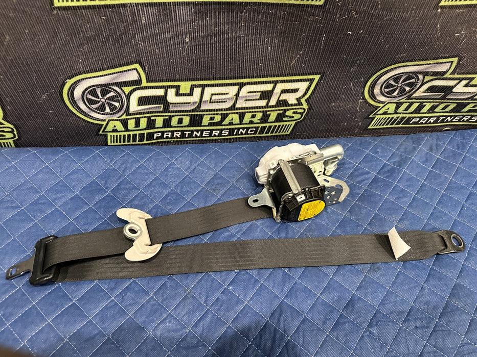 2014 TOYOTA PRIUS V FRONT DRIVER LEFT SEAT BELT SEATBELT OEM J090301 7T2600-P