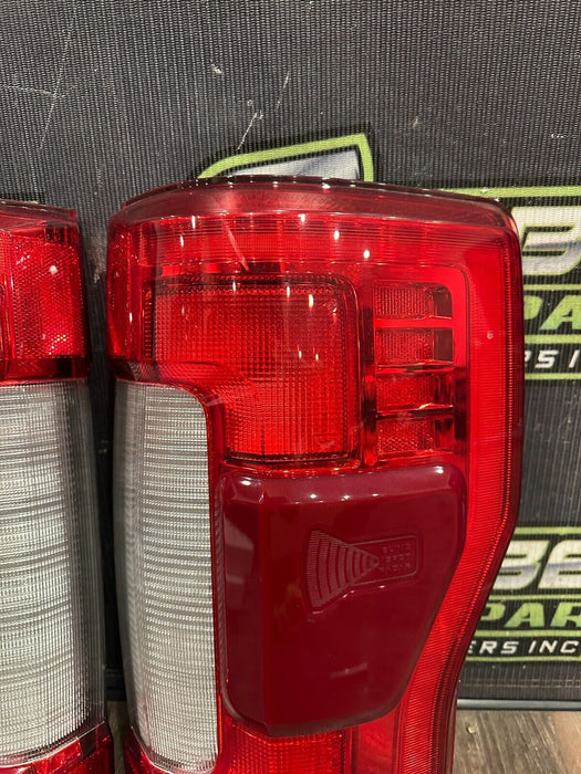 2017 2018 2019 FORD F250 F350 F450 PLATINUM LED TAIL LIGHTS LEFT RIGHT OEM