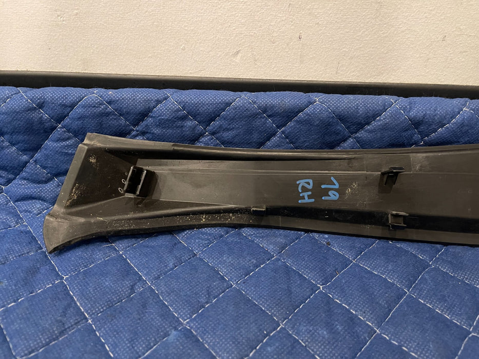 2017 NISSAN 370Z NISMO REAR PASSENGER RIGHT TAIL LIGHT COVER TRIM OEM