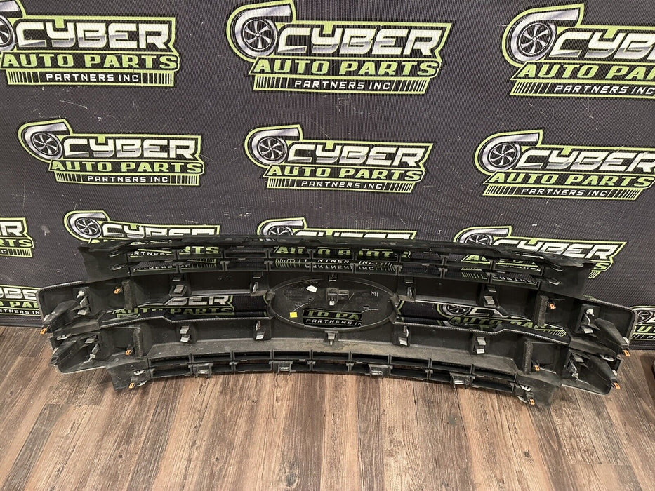 2017 2018 2019 FORD F250 F350 F450 LARIAT CHROME GRILLE OEM