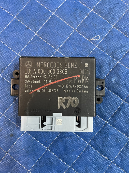 2015 MERCEDES-BENZ C63S AMG OEM PARK DISTANCE ASSIST CONTROL MODULE 0009003806
