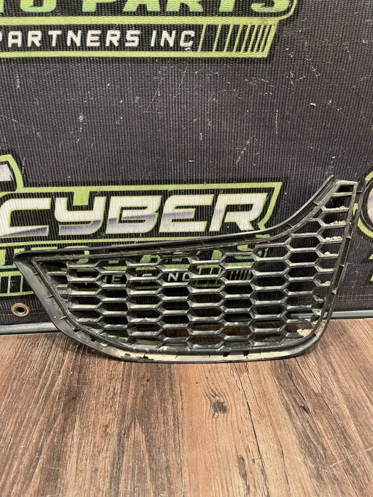 2020 BMW M4 F82 FRONT BUMPER GRILLES OEM (NOT COMPLETE SET/READ)