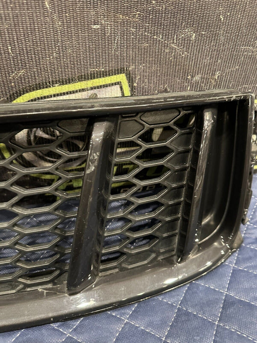 2018 AUDI R8 PLUS SPYDER REAR RIGHT BUMPER GRILLE VENT OEM 4S0 807 698 A