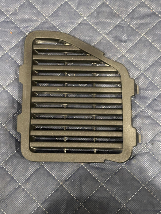 2020 2022 FORD F250 F350 PLATINUM FRONT RIGHT CHROME GRILLE TRIMS OEM LC3B 8200