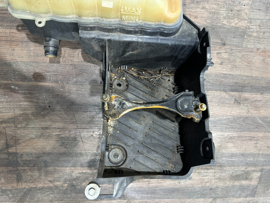 2017-2019 FORD F250 F350 BATTERY TRAY HOLDER W RESERVOIR OEM HC3B-6A987-AD