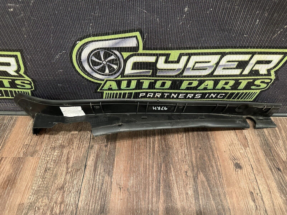 2020 BMW M4 F82 OUTER RIGHT SEAL SIDE PANEL OEM 5176 7 264 274