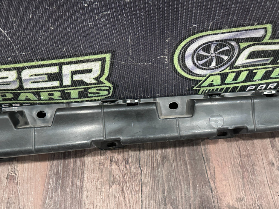 2018 AUDI R8 PASSENGER RIGHT SIDE SKIRT SUPPORT BRACKET OEM 4S0 853 922