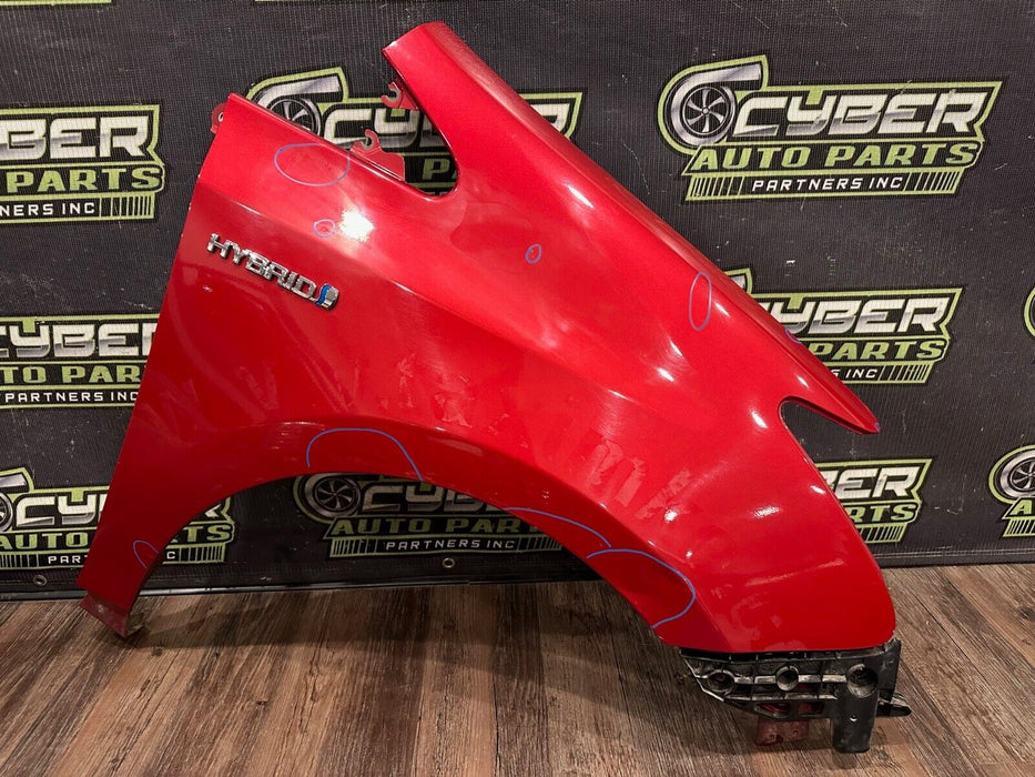 2014 TOYOTA PRUIS V FRONT PASSENGER RIGHT FENDER OEM *RESIDUE/PAINT CHIPS* (READ