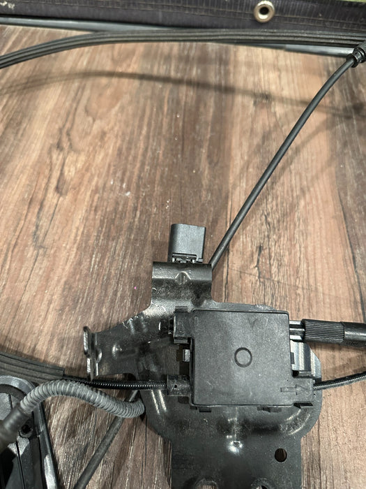 2021 AUDI R8 HOOD LATCH RELEASE CABLE ASSEMBLY OEM