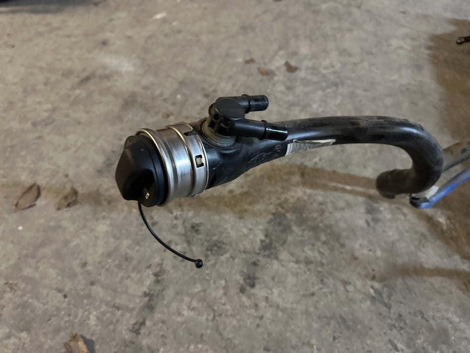 2020 BMW M4 F82 OEM FUEL GAS RESERVOIR CANISTER TANK W/ FILLER NECK