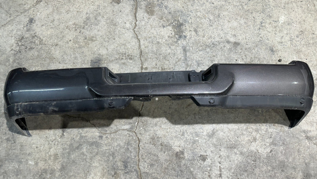 2024 DODGE RAM 3500 LARAMIE REAR BUMPER COMPLETE OEM *SCUFFS 3-4*