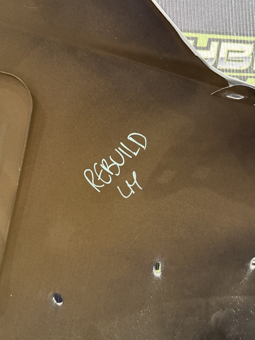 2017-2022 FORD F450 DUALLY LEFT FENDER OEM SILVER SPRUCE - BN *DAMAGE* (LOCAL PU