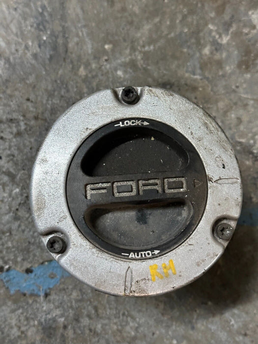 2017 2018 2019 FORD F250 F350 F450 PASSENGER RIGHT AUTO LOCKING HUB OEM