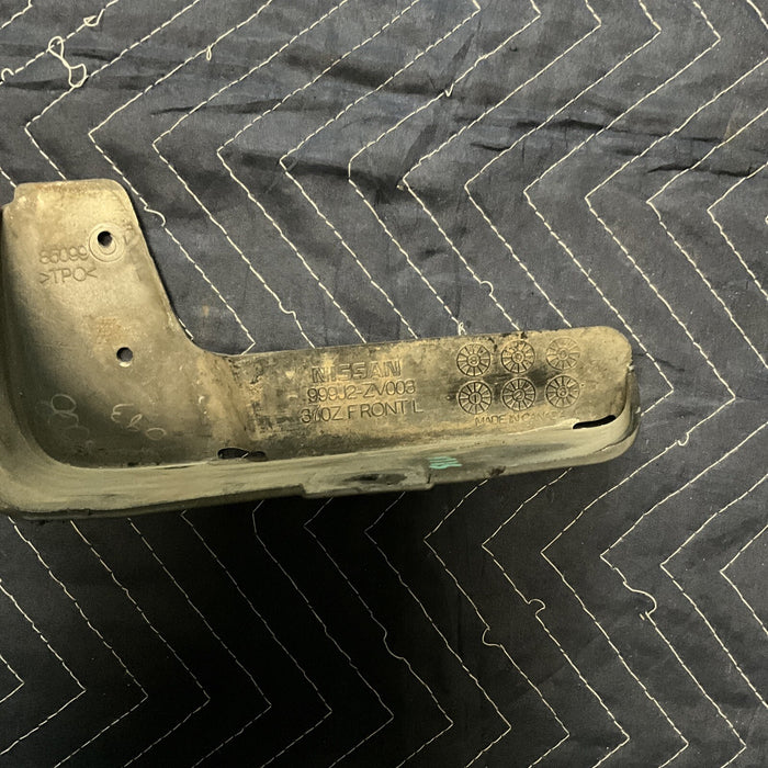 2016 NISSAN 370Z FRONT LEFT SPLASH GUARD OEM 2009-2020
