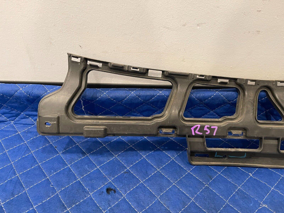2017 MERCEDES-BENZ C63 AMG CONV FRONT BUMPER CENTER LOWER MOUNT OEM