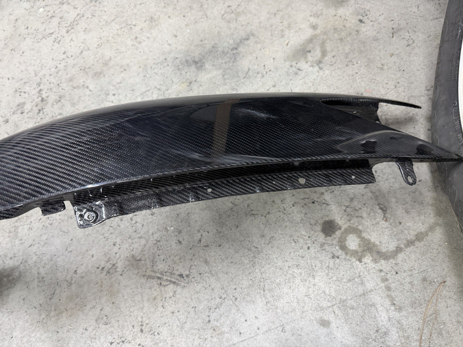 LAMBORGHINI AVENTADOR CARBON FIBER FENDER DRIVER LEFT SIDE