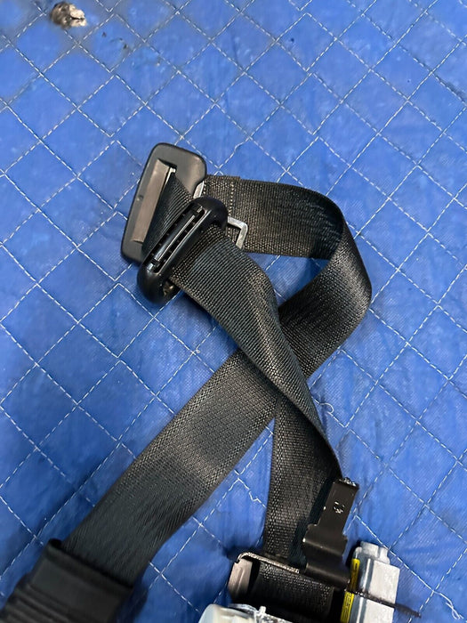 2018 2019 2022 FORD F250 F350 F450 PLATINUM FRONT LEFT DRIVER SEATBELT OEM