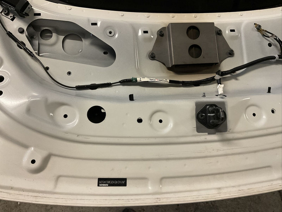 2014 NISSAN 370Z NISMO V1 HATCH TRUNK LID W/SPOILER PEARL WHITE~READ!!!~