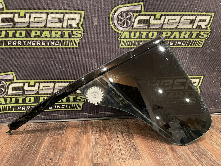 2020 BMW M8 COMP F93 REAR DRIVER LEFT QUARTER WINDOW GLASS OEM *TINTED/READ*