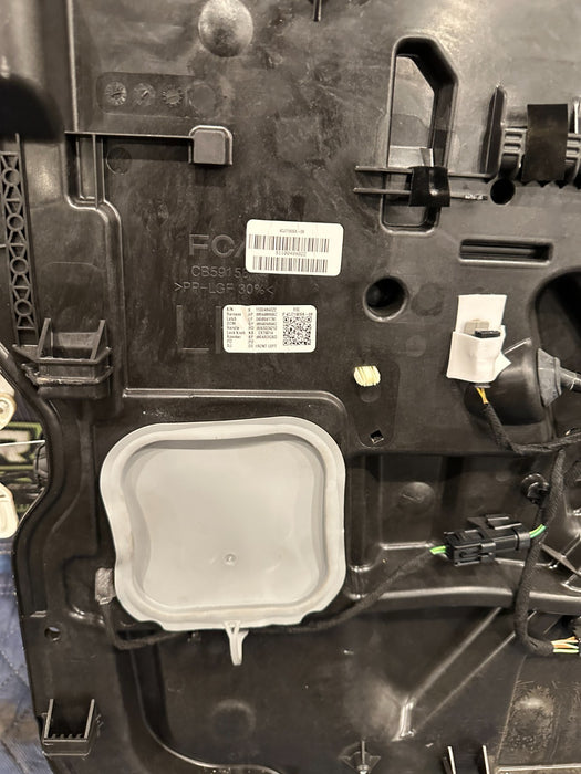 2024 DODGE RAM 3500 LARAMIE FRONT LEFT DOOR CARRIER PANEL W MOTOR OEM