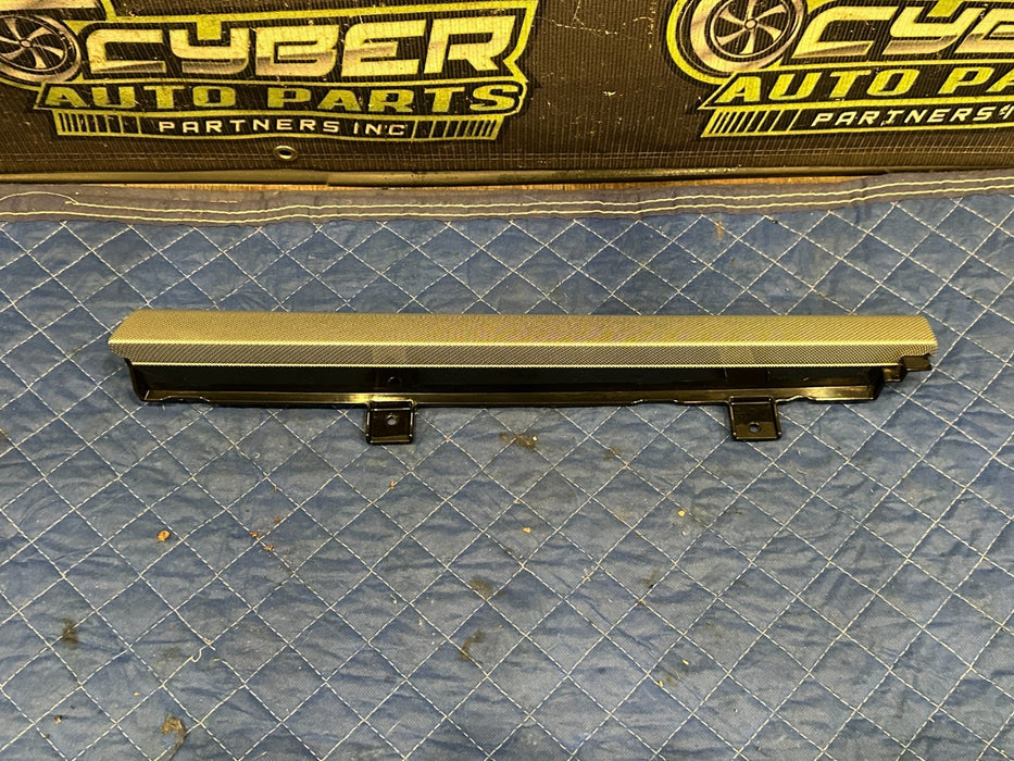 2017 NISSAN TITAN XD TRIM MOLDING OEM 68220 EZ20A