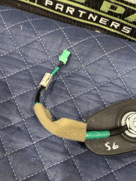 2010 NISSAN 370Z CONVERTIBLE TRUNK SHARK FIN ANTENNA OEM 2009-2020