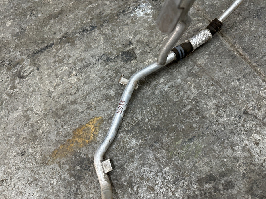 2014 AUDI R8 V10 REAR RIGHT COOLANT PIPE HOSE 420 121 085 B 420 121 481 C OEM