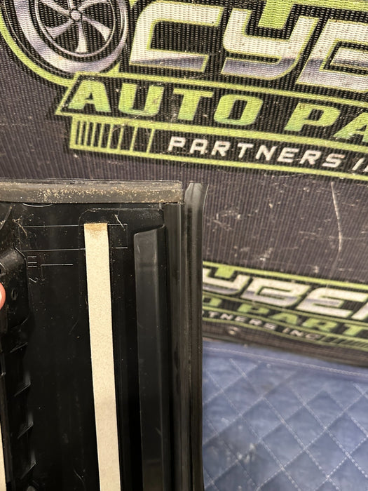 2019 FORD F150 3.5L RAPTOR REAR LEFT GLOSS BLACK DOOR B PILLAR OEM *RESIDUE 4*