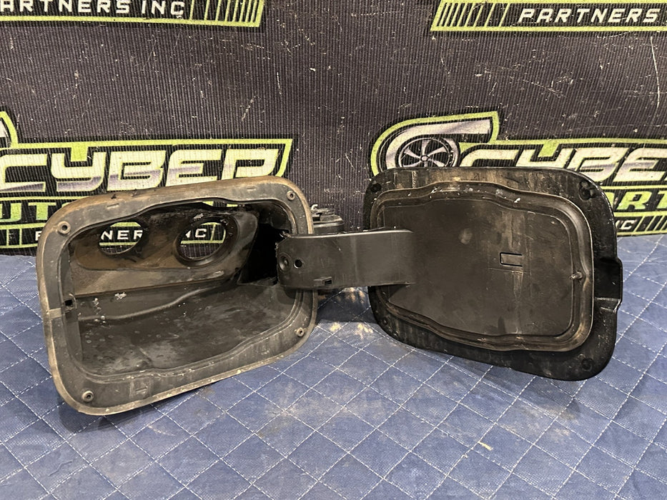 2017-2022 FORD F250 F350 DIESEL 6.7L BLACK FUEL GAS DOOR LID CAP OEM MINOR SCUFF