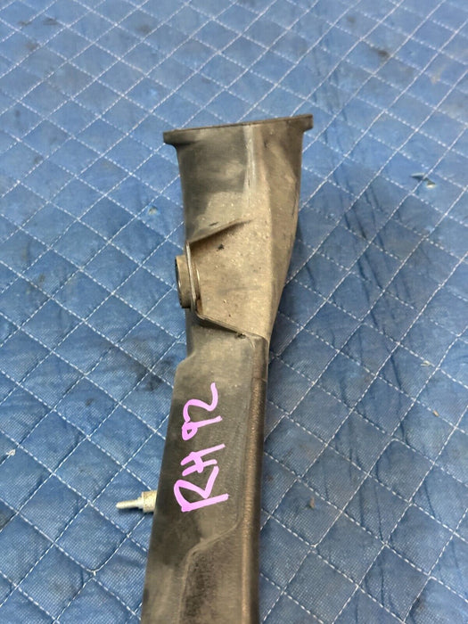 2012-2014 AUDI R8 V10 OEM ENGINE RIGHT AIR INTAKE TUBE PIPE PLASTIC