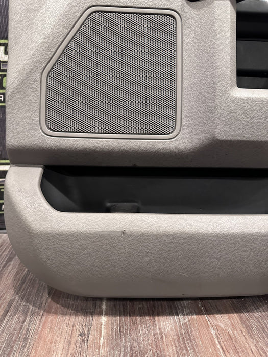 2020 FORD F250 F350 F450 XLT FRONT RIGHT PASSENGER DOOR PANEL OEM ~MINOR WEAR~