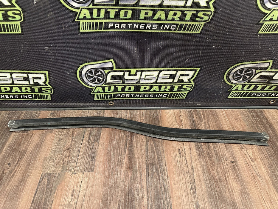 2017-2022 FORD F250 F350 F450 FRONT DOOR WEATHER STRIP OEM