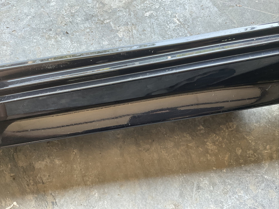 2017 MERCEDES AMG C63S ROCKER MOULDING SIDE SKIRTS RIGHT SIDE OEM~MINOR DAMAGE~