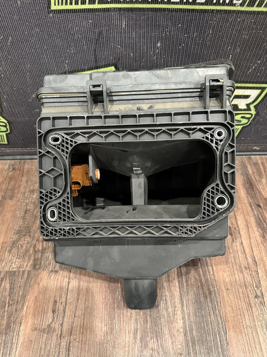 2017-18 AUDI R8 OUTLET INTAKE AIR DUCT MANIFOLD OEM 4S1 815 459